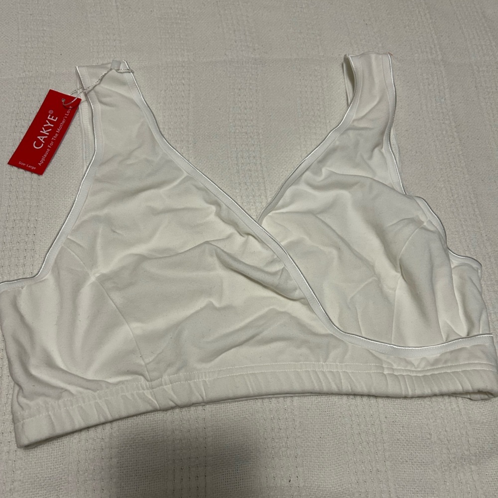 Cakye White nursing bra large